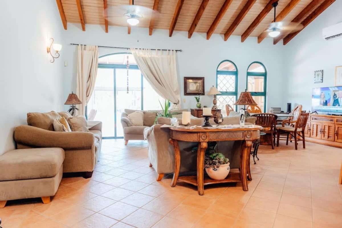 The Elegance Of Tierra Del Sol With Private Pool Villa Palm Beach Dış mekan fotoğraf
