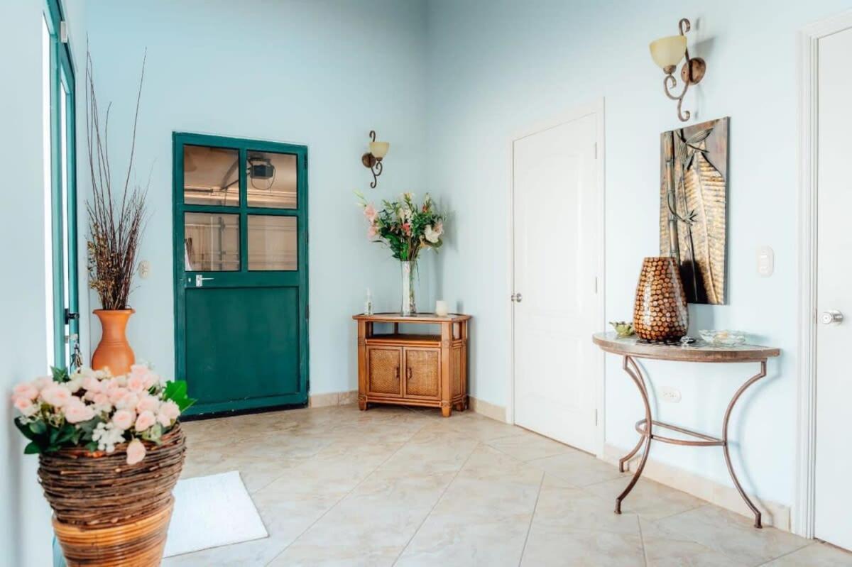 The Elegance Of Tierra Del Sol With Private Pool Villa Palm Beach Dış mekan fotoğraf
