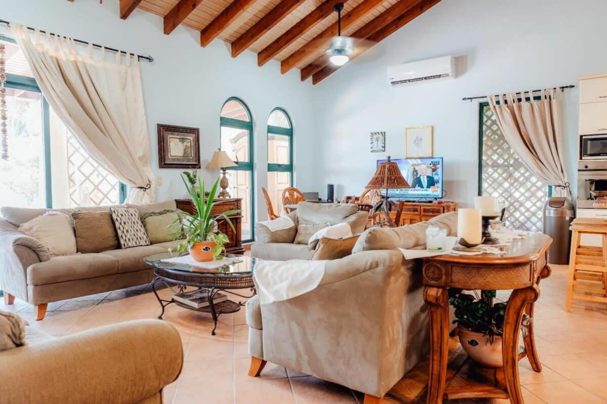 The Elegance Of Tierra Del Sol With Private Pool Villa Palm Beach Dış mekan fotoğraf
